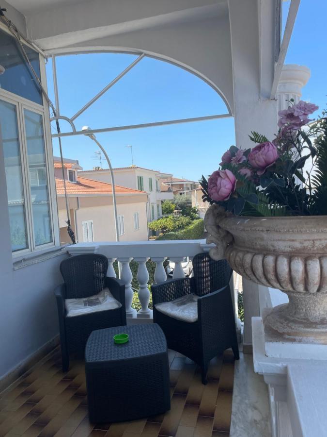 Hotel Cappuccetto Rosso Lusciano Εξωτερικό φωτογραφία